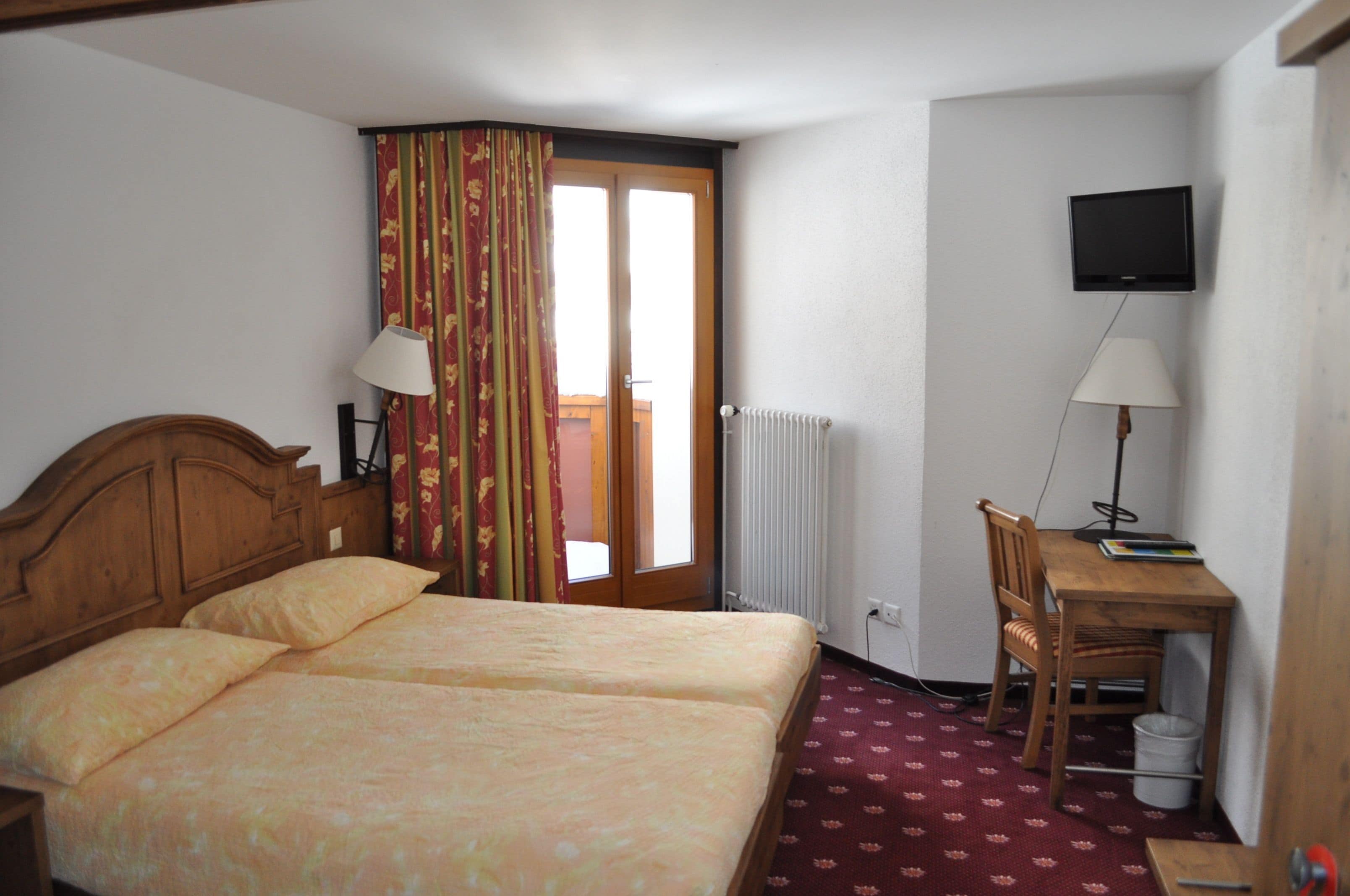 double room (north) | in-room safe, blackout curtains, free wifi