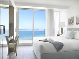 埃及棉床单、高档床上用品、迷你吧、客房内保险箱