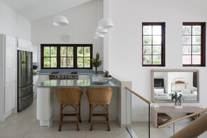 Room, 4 Bedrooms (Whispering Palms) | Private kitchen