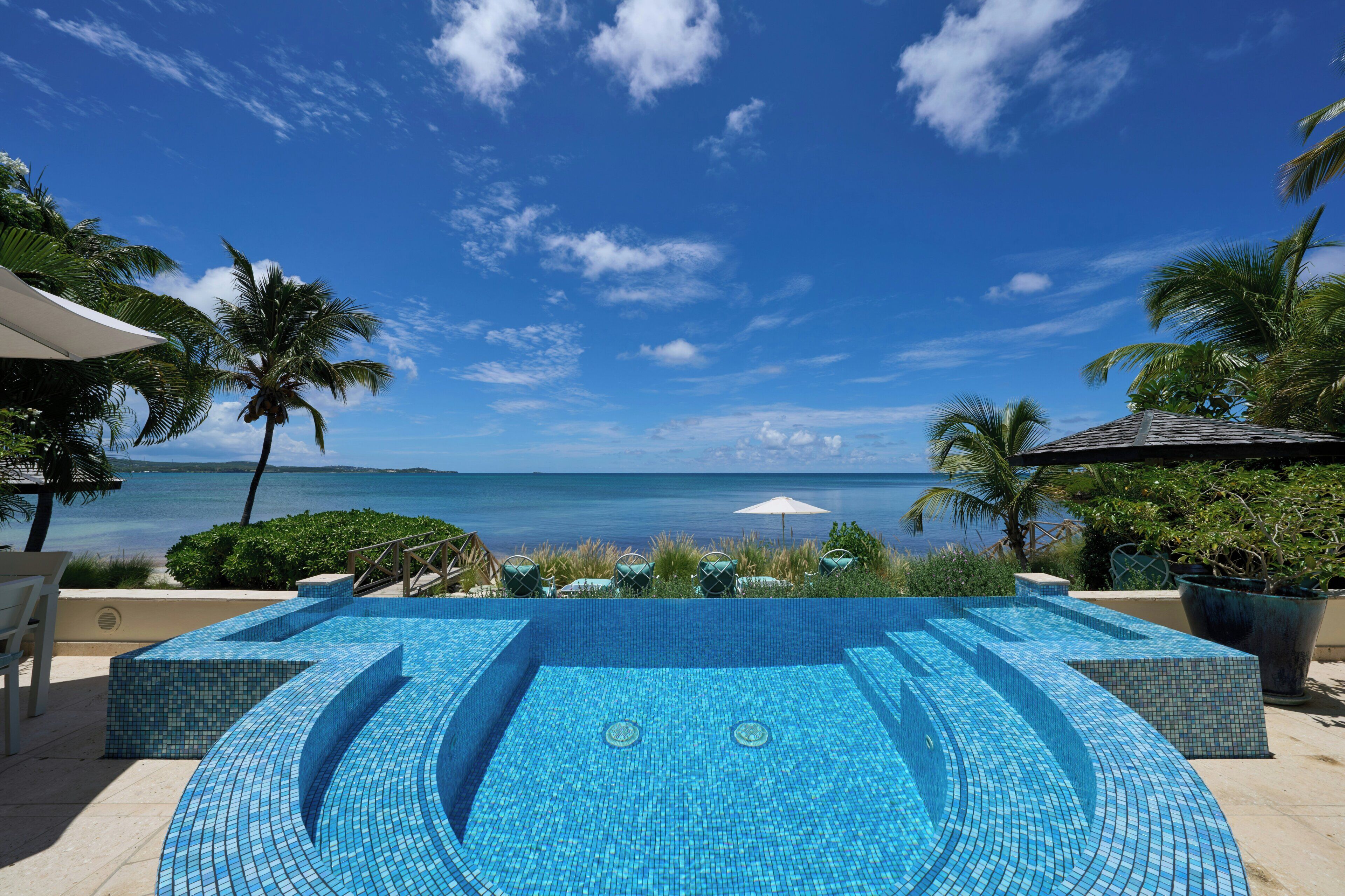 Room (Hummingbird) | Pool | 3 outdoor pools, free cabanas, pool umbrellas
