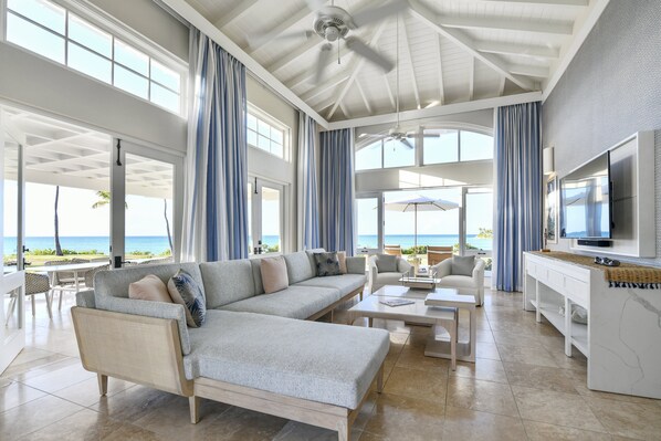 Estate Suite | Living area