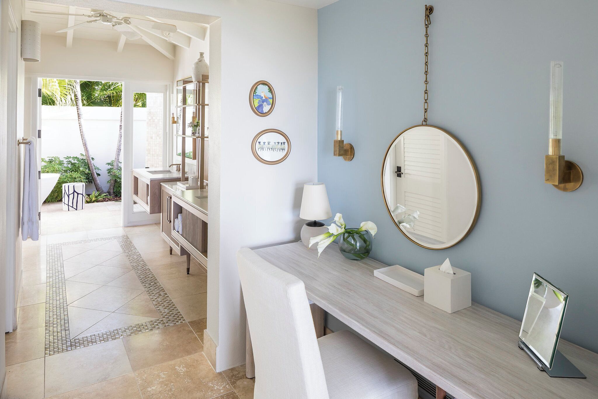 Minibar, in-room safe, individually decorated, individually furnished