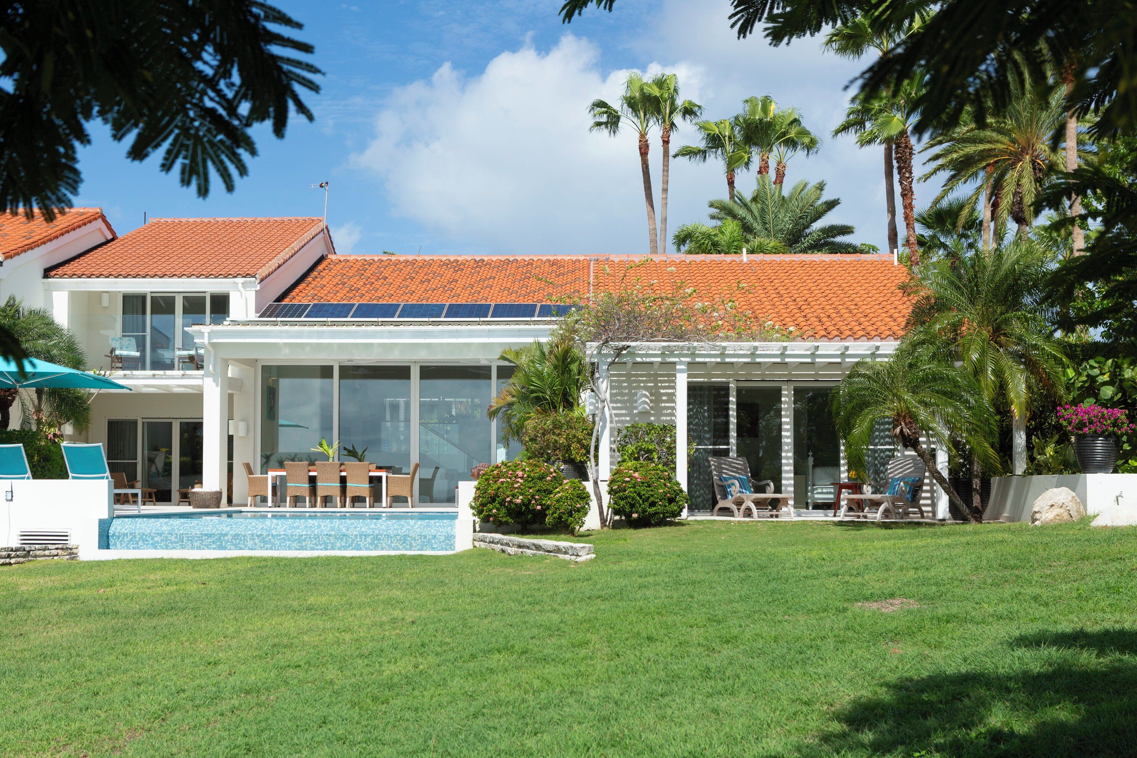 Room, 4 Bedrooms (Whispering Palms) | Fishing