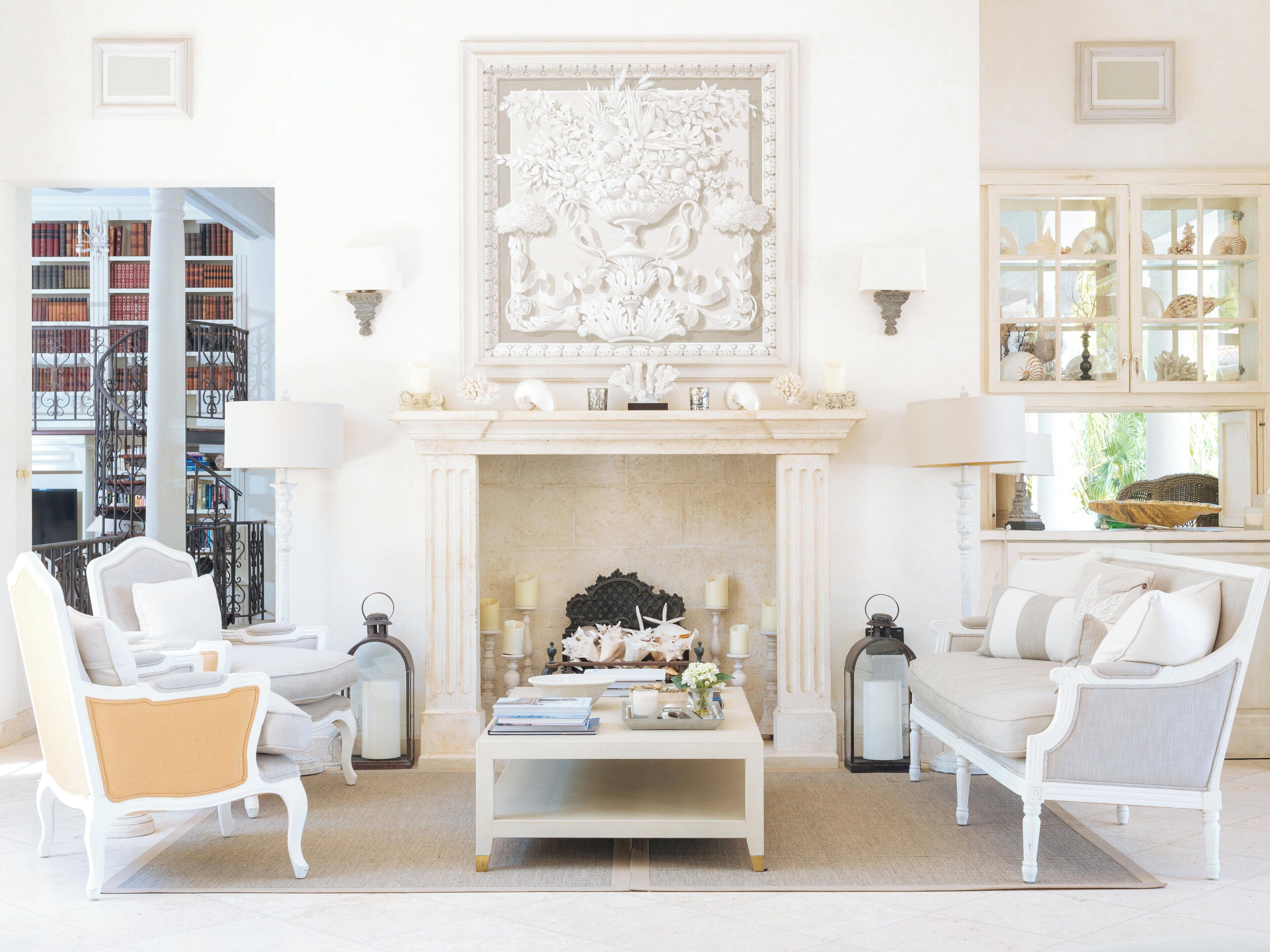 4 bars/lounges, poolside bar, beach bar