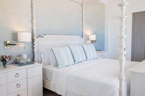 Minibar, in-room safe, individually decorated, individually furnished - Jumby Bay Island - Oetker Collection (Long Island)