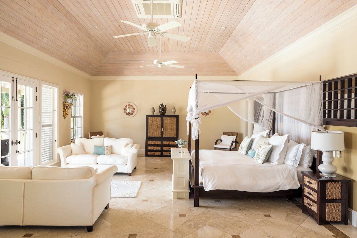 Room (Morning Glory) | Minibar, in-room safe, blackout drapes, soundproofing