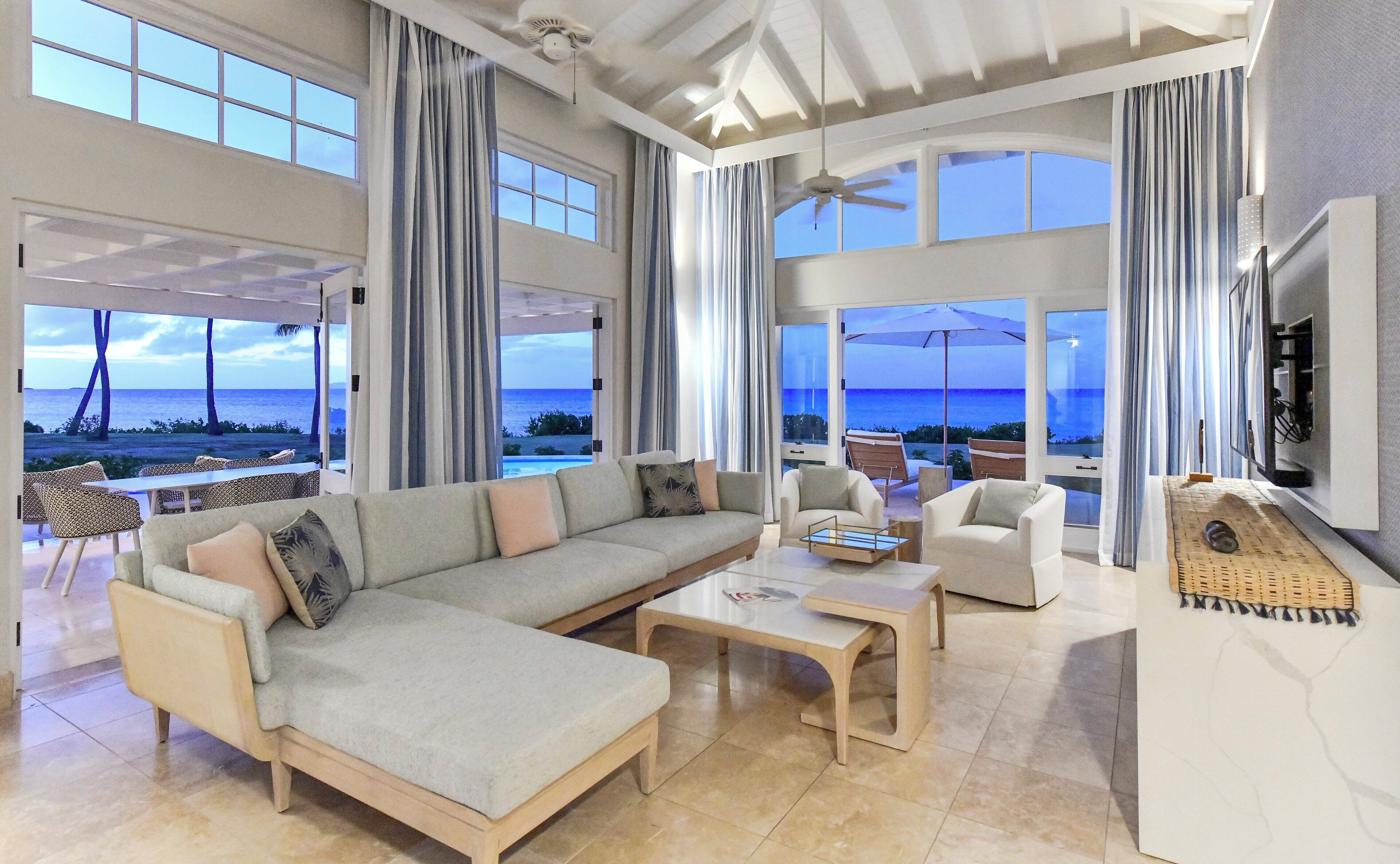 Signature Ocean Cottage | Minibar, in-room safe, individually decorated, individually furnished