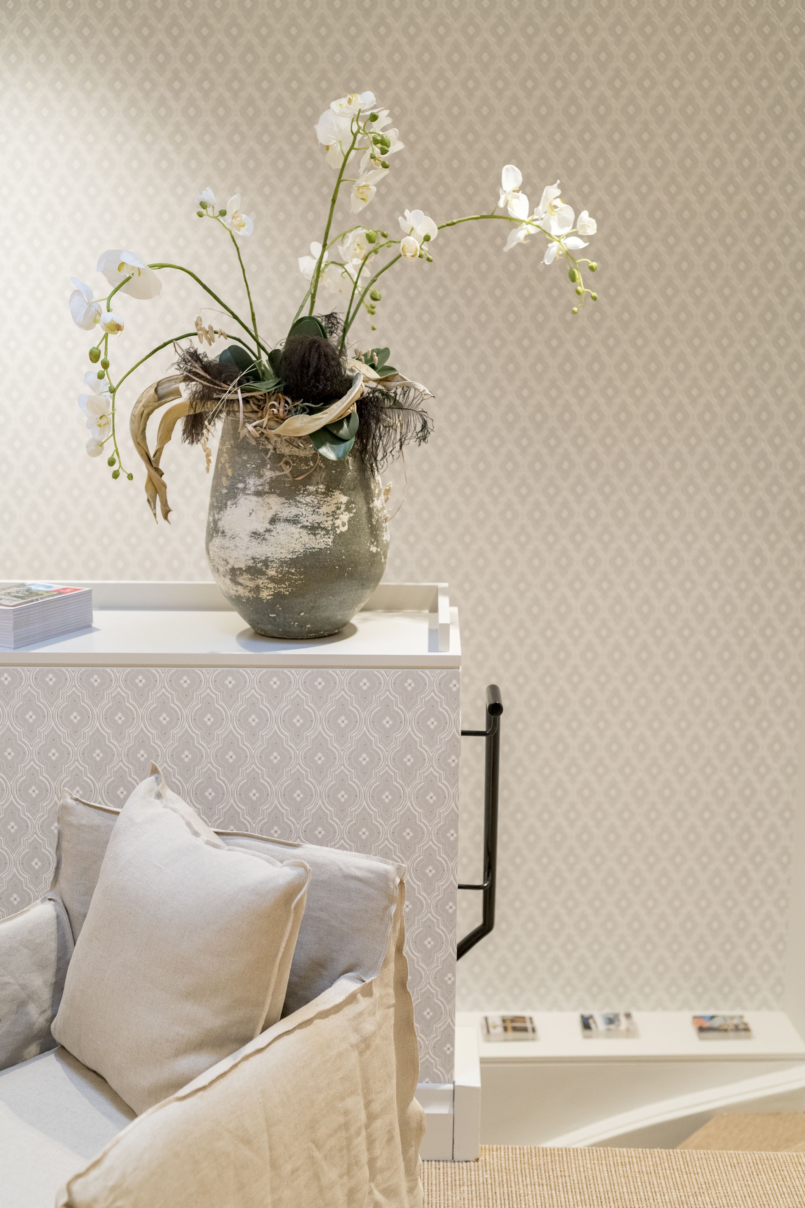 flat-screen tv, heated floors