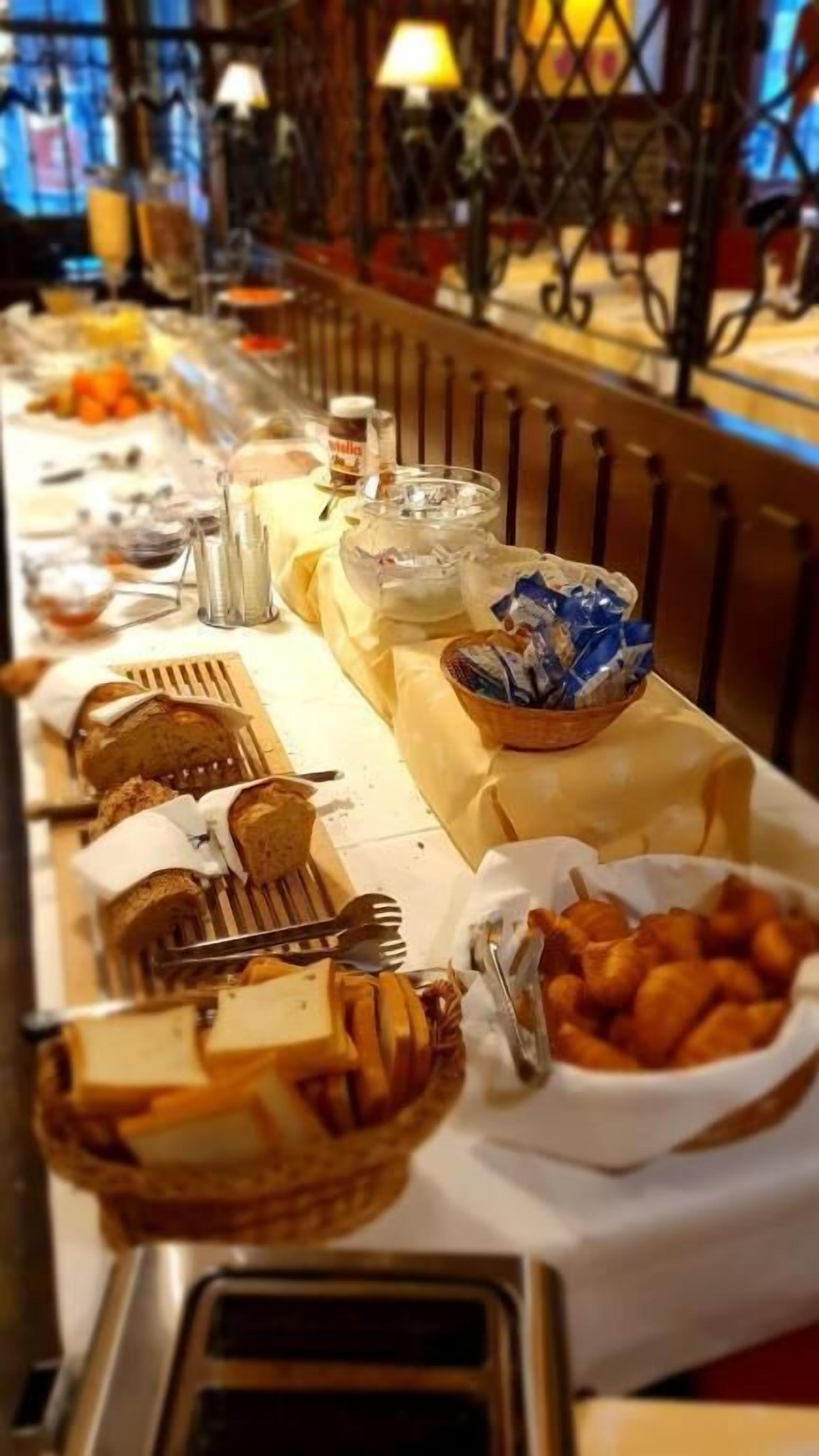 daily continental breakfast (chf 20 per person)