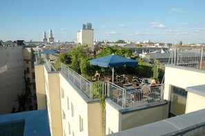 Sun deck