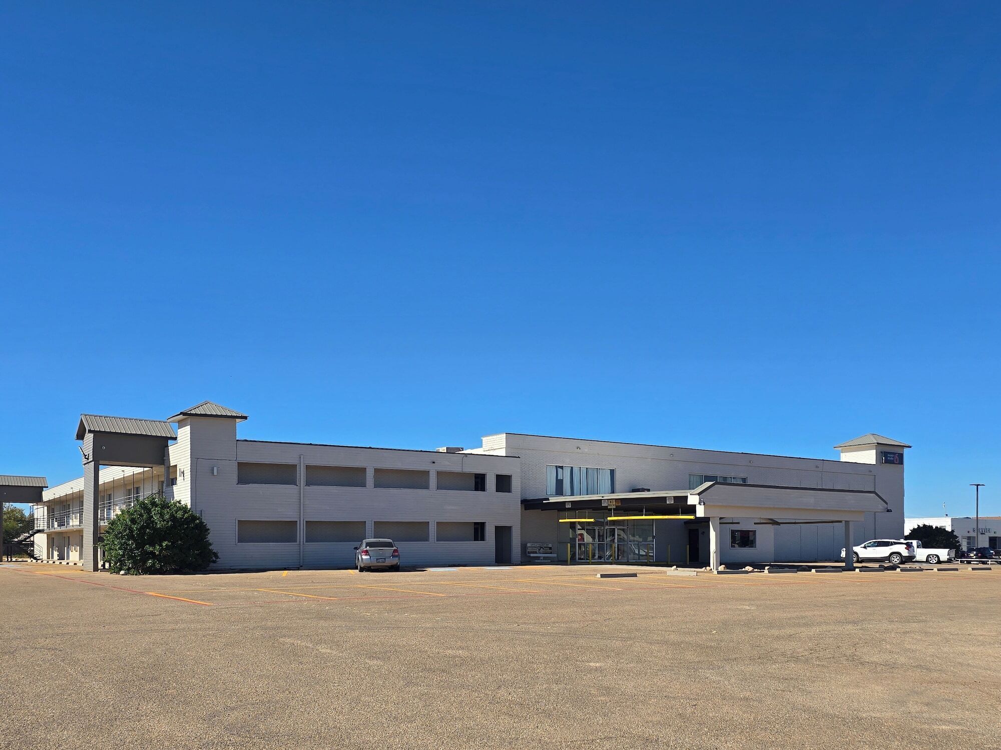 숙박 시설 정면