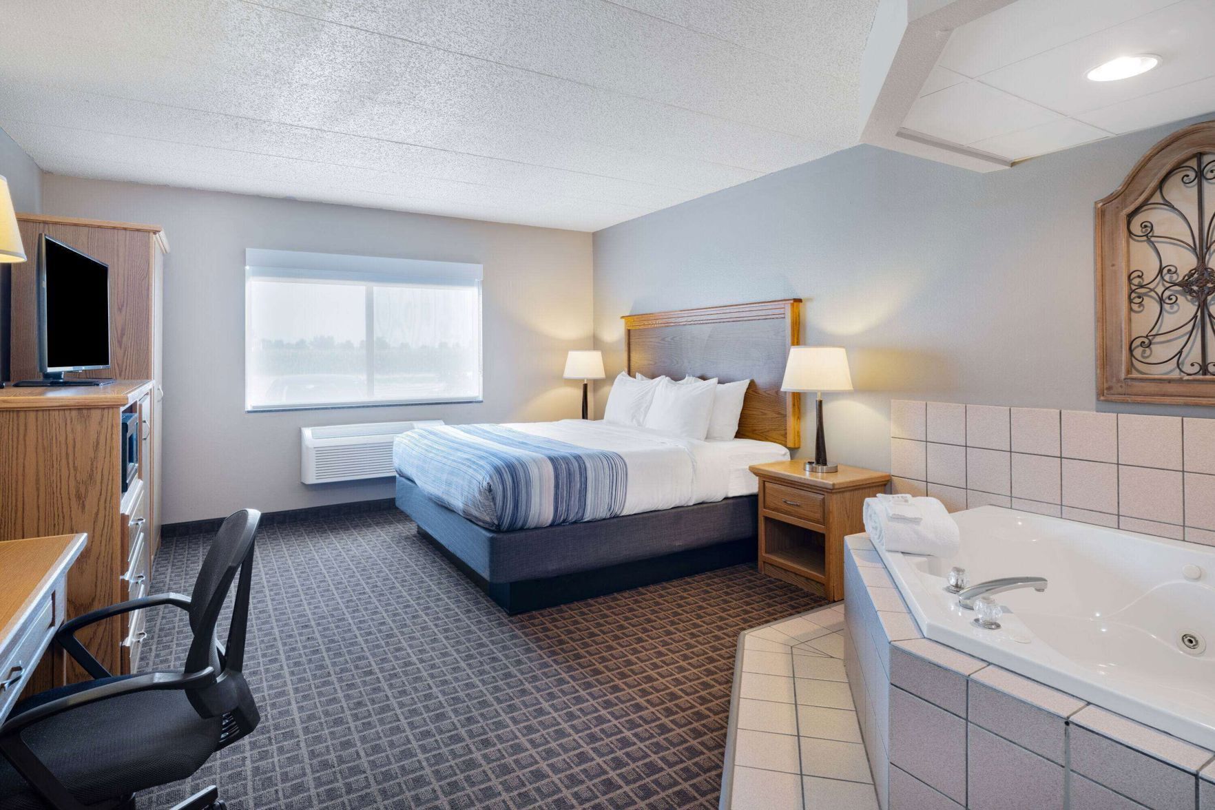 1 bedroom, pillowtop beds, in-room safe, desk