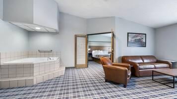 Presidential Hot Tub Suite, 1 King Bed | 1 bedroom, pillow-top beds, in-room safe, desk