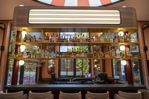 Kahvaltı, öğle yemeği, akşam yemeği sunulur, uluslar arası mutfak 