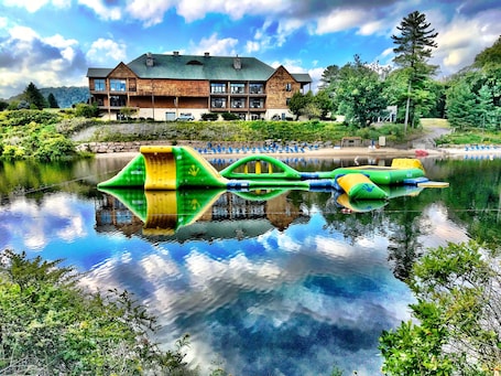 Children's play area - outdoor
