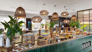 2 Restaurants; Frühstück, Mittagessen und Abendessen werden serviert