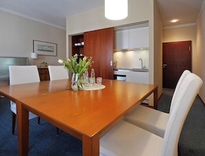 Apartament | Roba de llit hipoal·lergògena i caixa forta a l'habitació