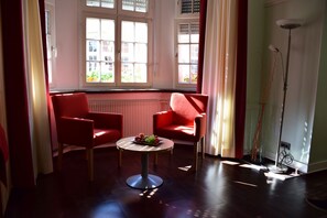 Junior Suite | Living area