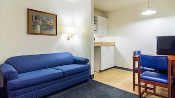 Desk, iron/ironing board, free WiFi, bed sheets