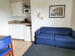 Deluxe Suite, 2 Queen Beds, Non Smoking, Kitchenette | Desk, iron/ironing board, free WiFi, bed sheets