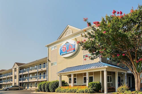 Motel 6 - Fayetteville, NC - Fort Liberty Area