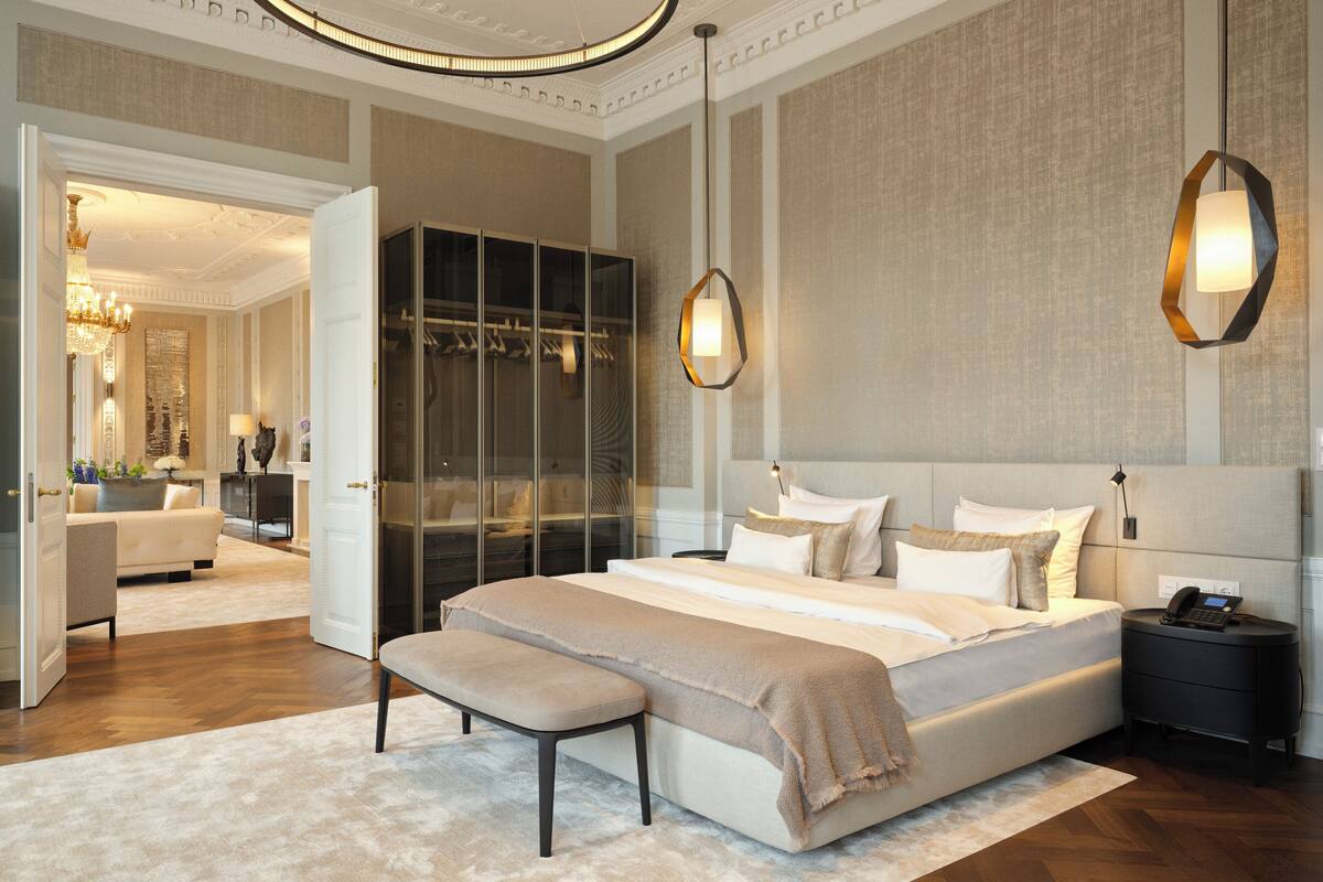 minibar, in-room safe, desk, laptop workspace