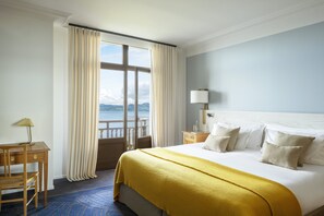 Premium bedding, minibar, in-room safe, desk