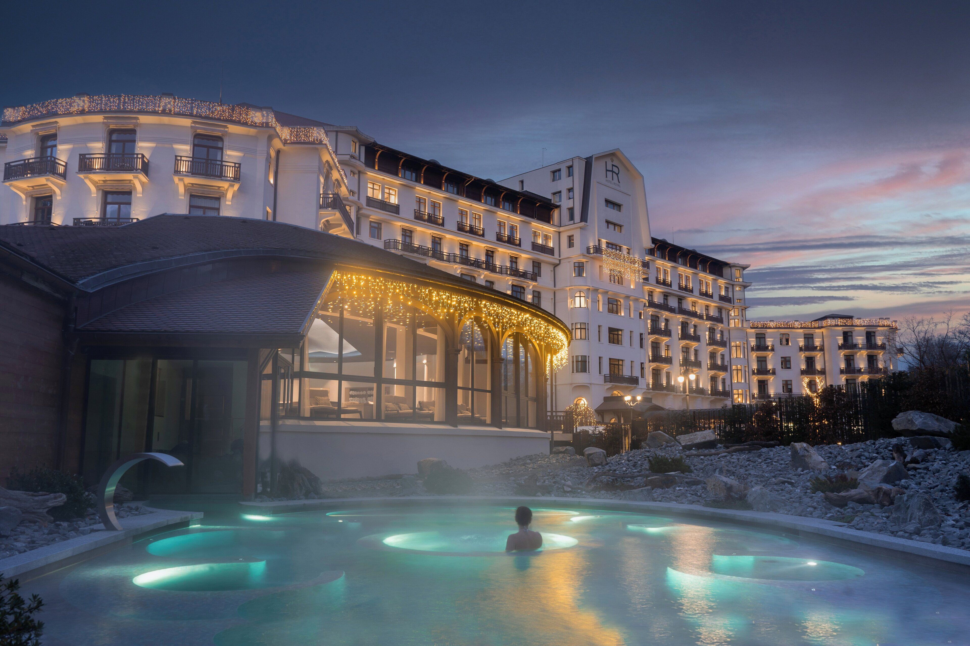 Bain à remous extérieur