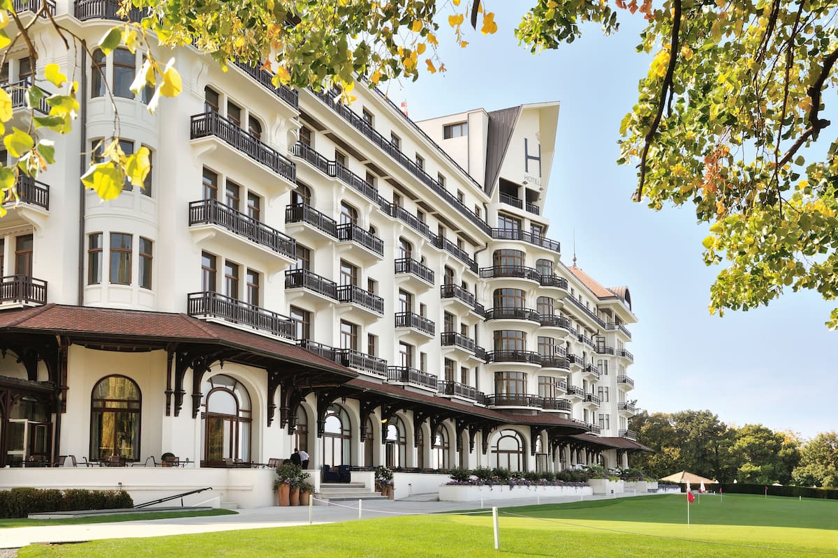 Chambre, vue parc (Sejour) | Extérieur