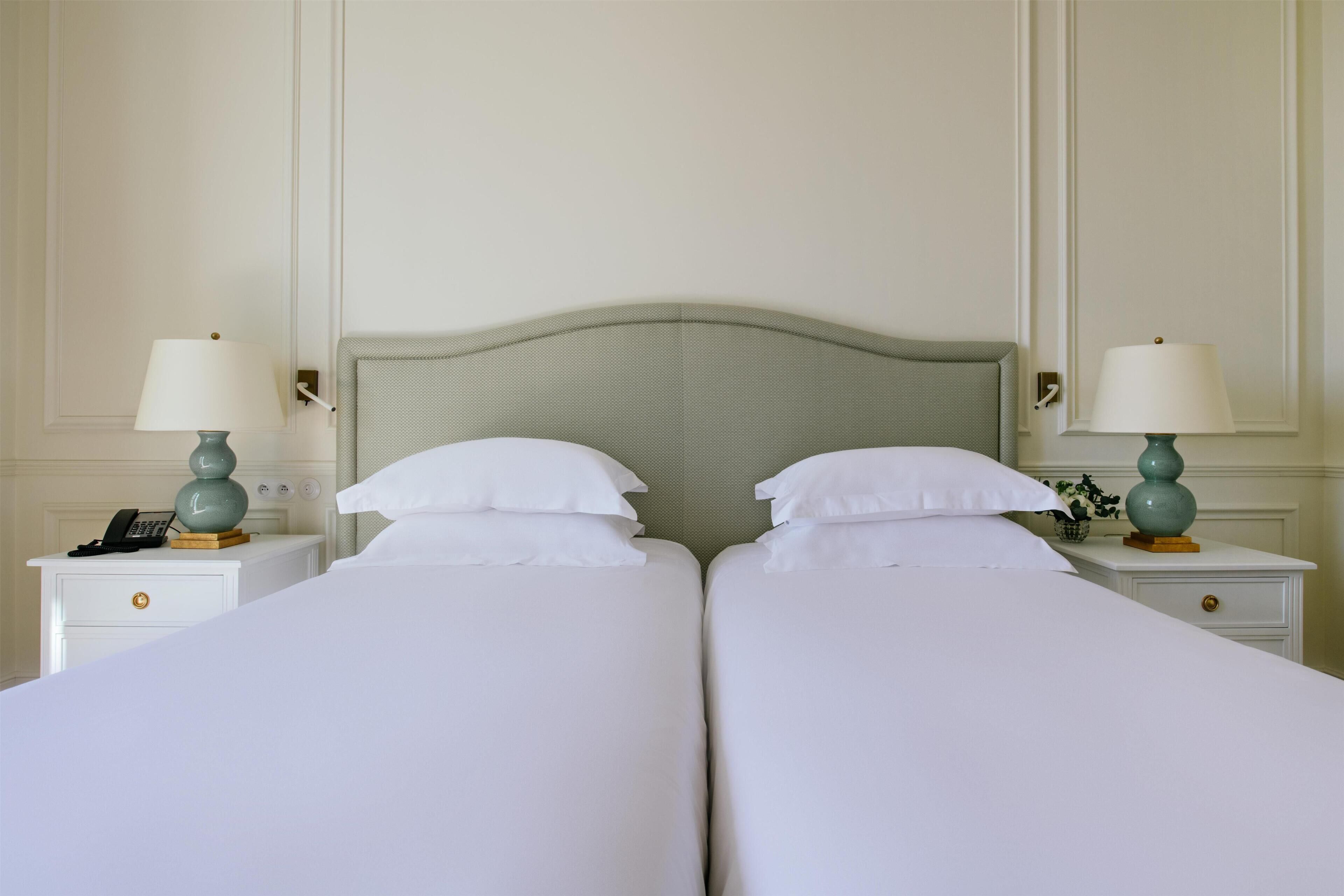 Frette Italian sheets, premium bedding, Select Comfort beds, minibar