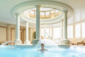 Sauna, hot tub, Turkish bath/hammam, body treatments, hydrotherapy