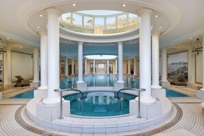 Sauna, hot tub, Turkish bath/hammam, body treatments, hydrotherapy