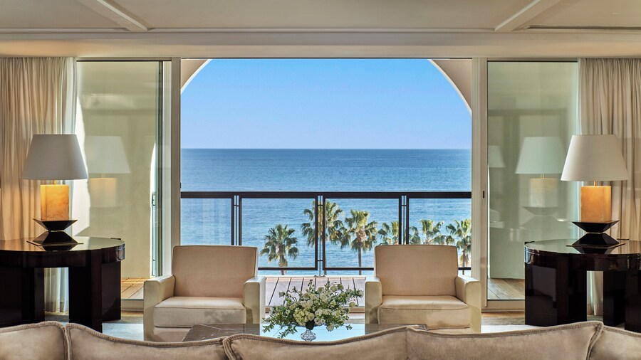 Hôtel Barrière Le Majestic Cannes