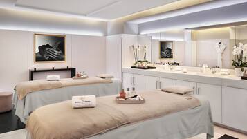 Couples treatment rooms, sauna, steam room, body treatments, body wraps