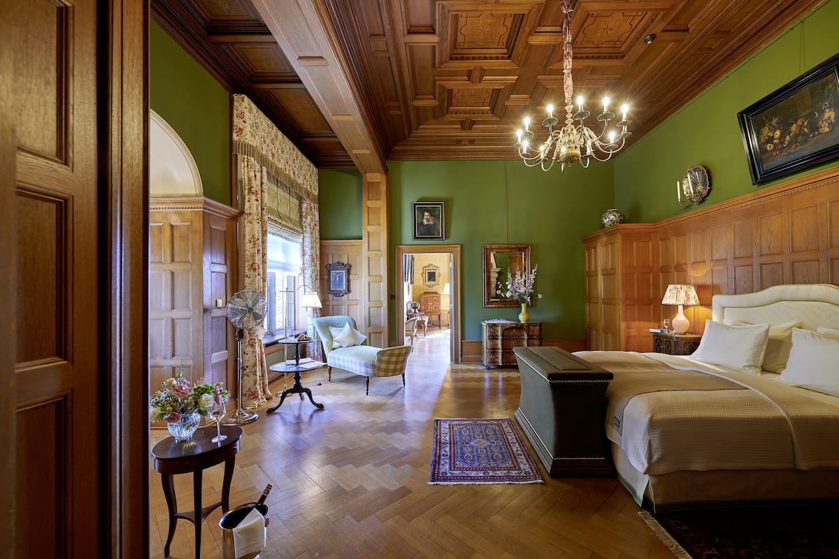 royal suite, non smoking (castle) | 1 bedroom, premium bedding, free minibar, in-room safe