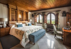 Luxury Suite, Terrace | 1 bedroom, Egyptian cotton sheets, premium bedding, memory foam beds - Finca la Bobadilla, Leading Hotels of the World (Loja)