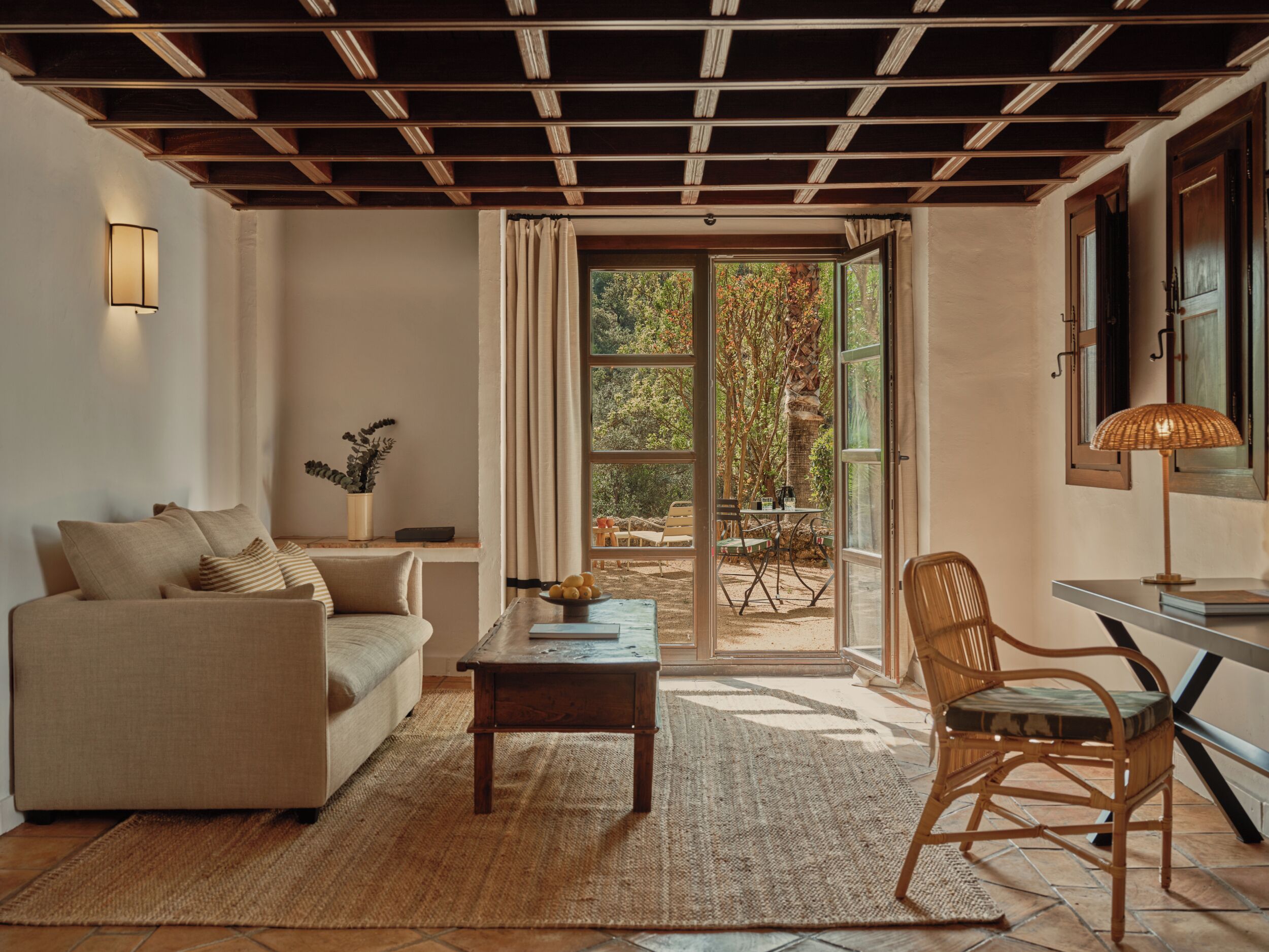 Suite majestueuse, 2 chambres, vue sur le jardin | 1 chambre, draps en coton égyptien, literie de qualité