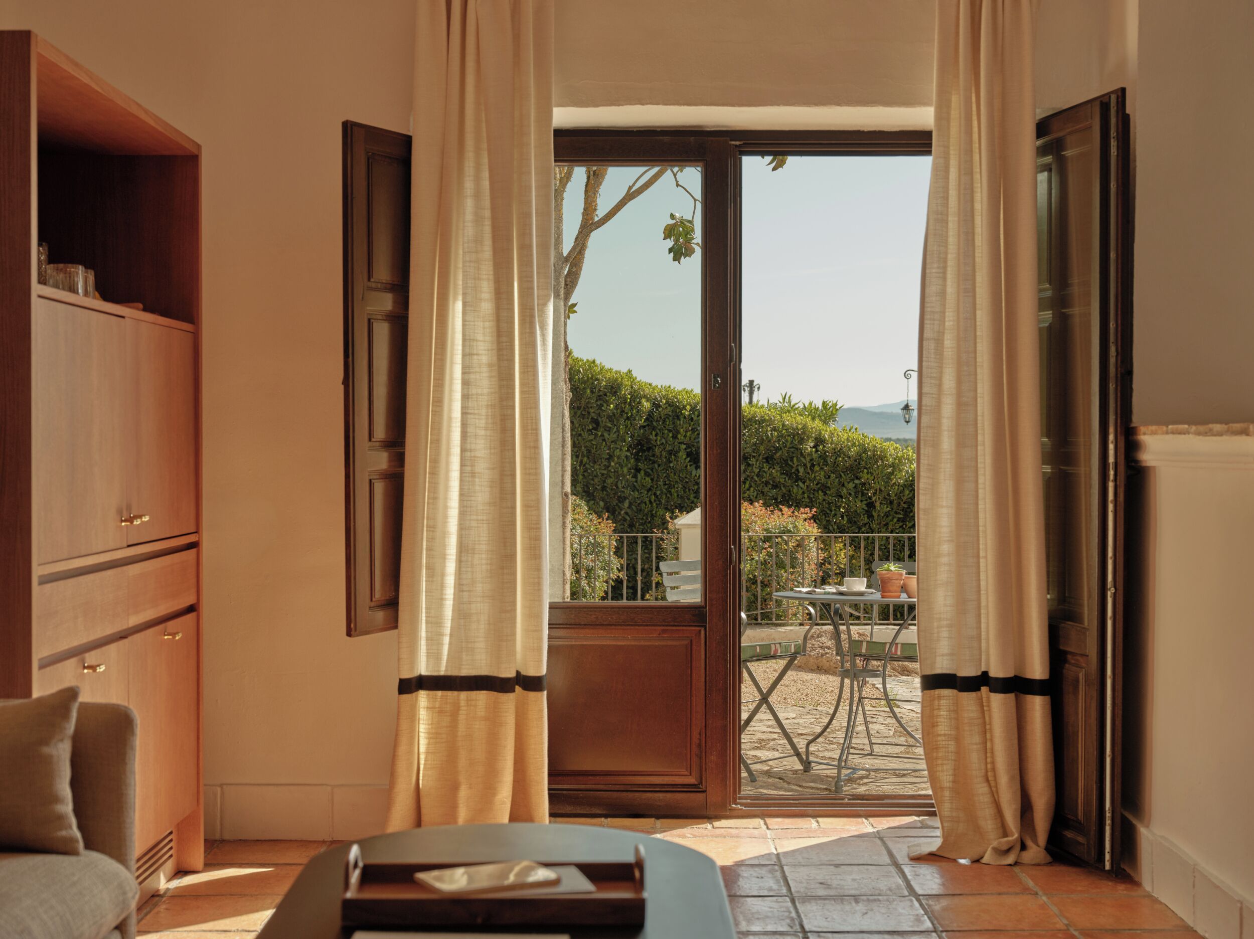 Suite panoramique, terrasse | 1 chambre, draps en coton égyptien, literie de qualité
