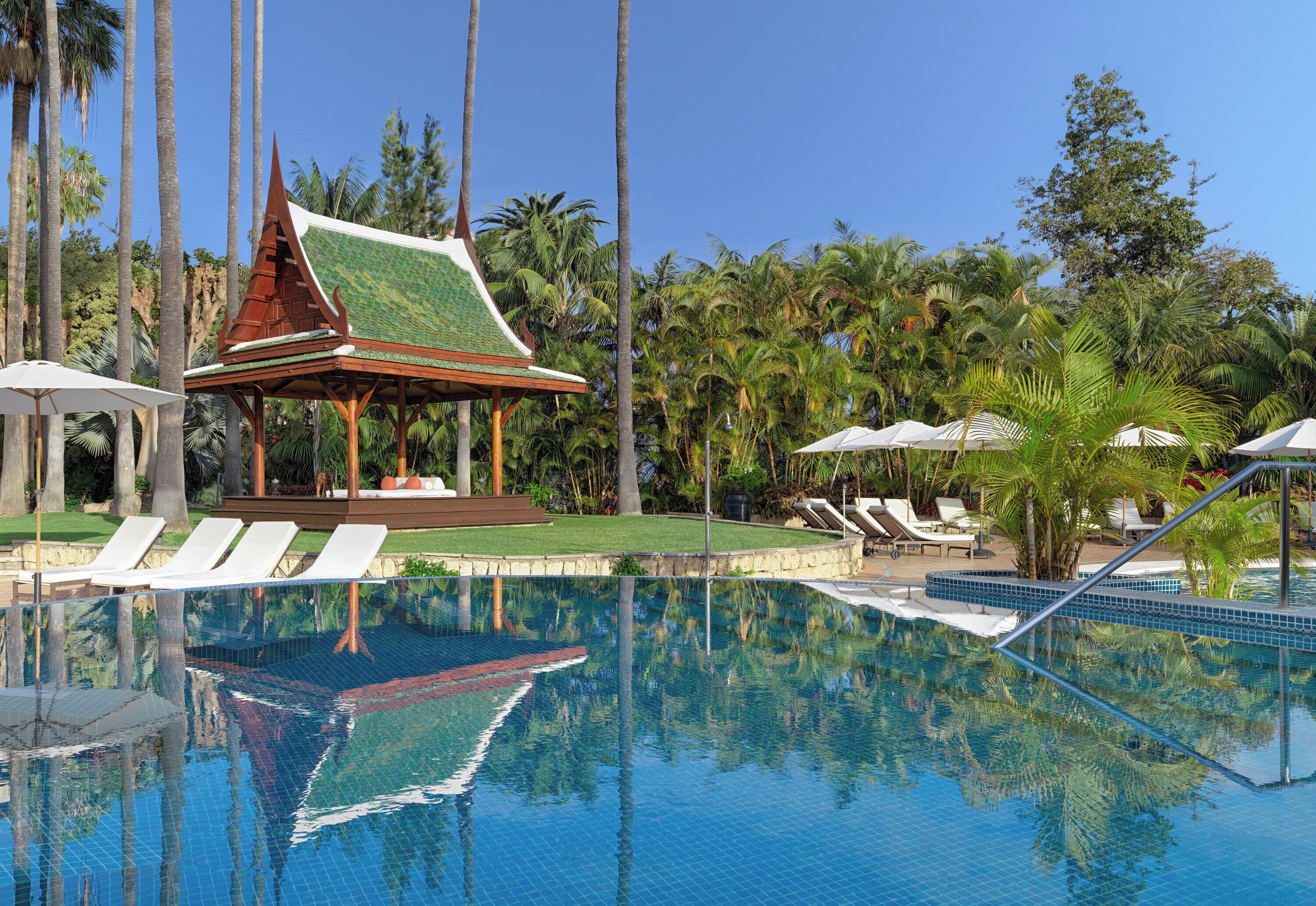 couples treatment room(s), sauna, hot tub, turkish bath/hammam