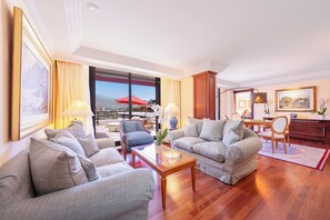 Down duvets, minibar, in-room safe, desk