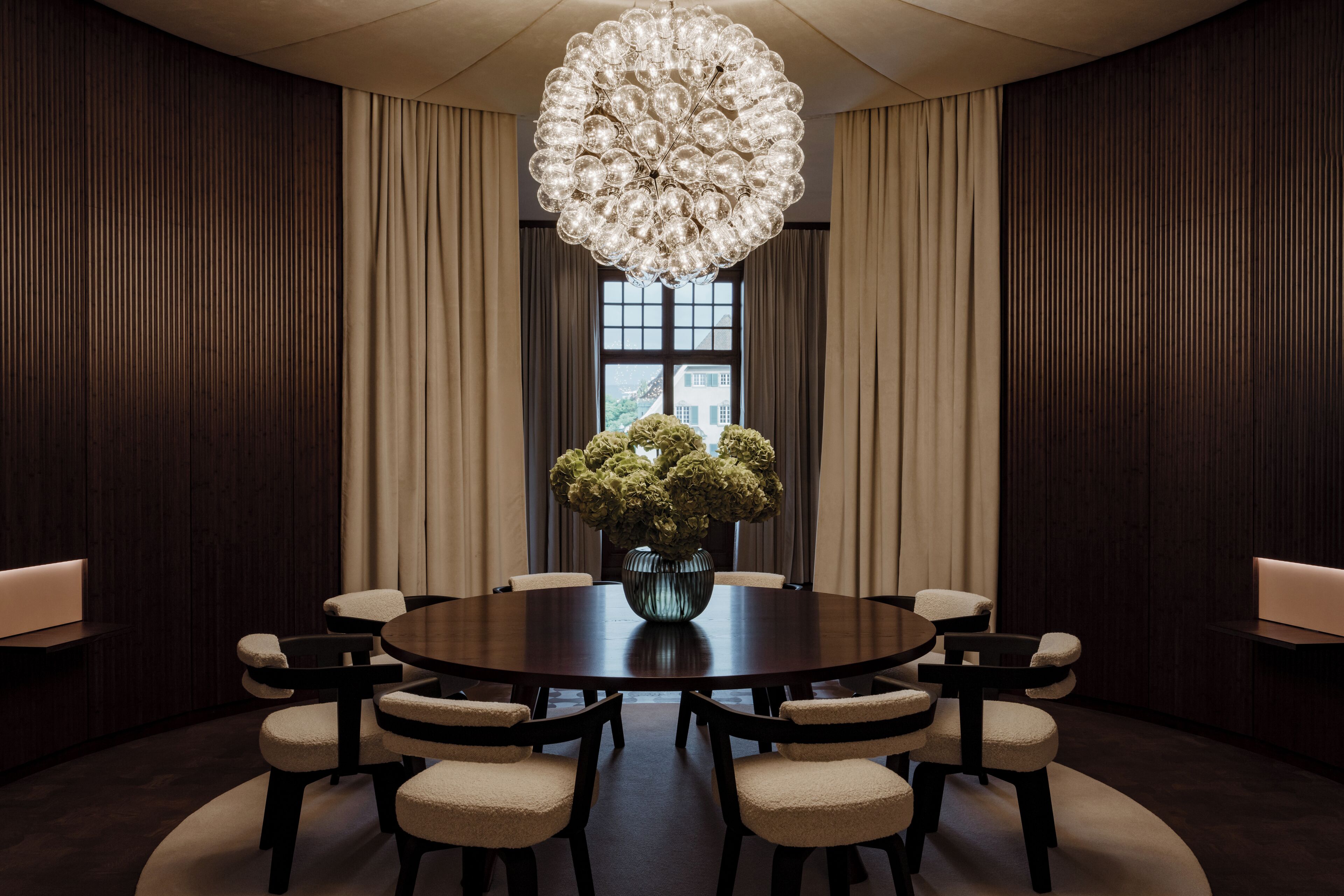 suite (des rois) | premium bedding, down duvets, in-room safe, individually decorated