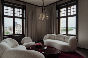 Suite (des Rois) | Roba de llit d'alta qualitat, cobrellits i caixa forta a l'habitació 