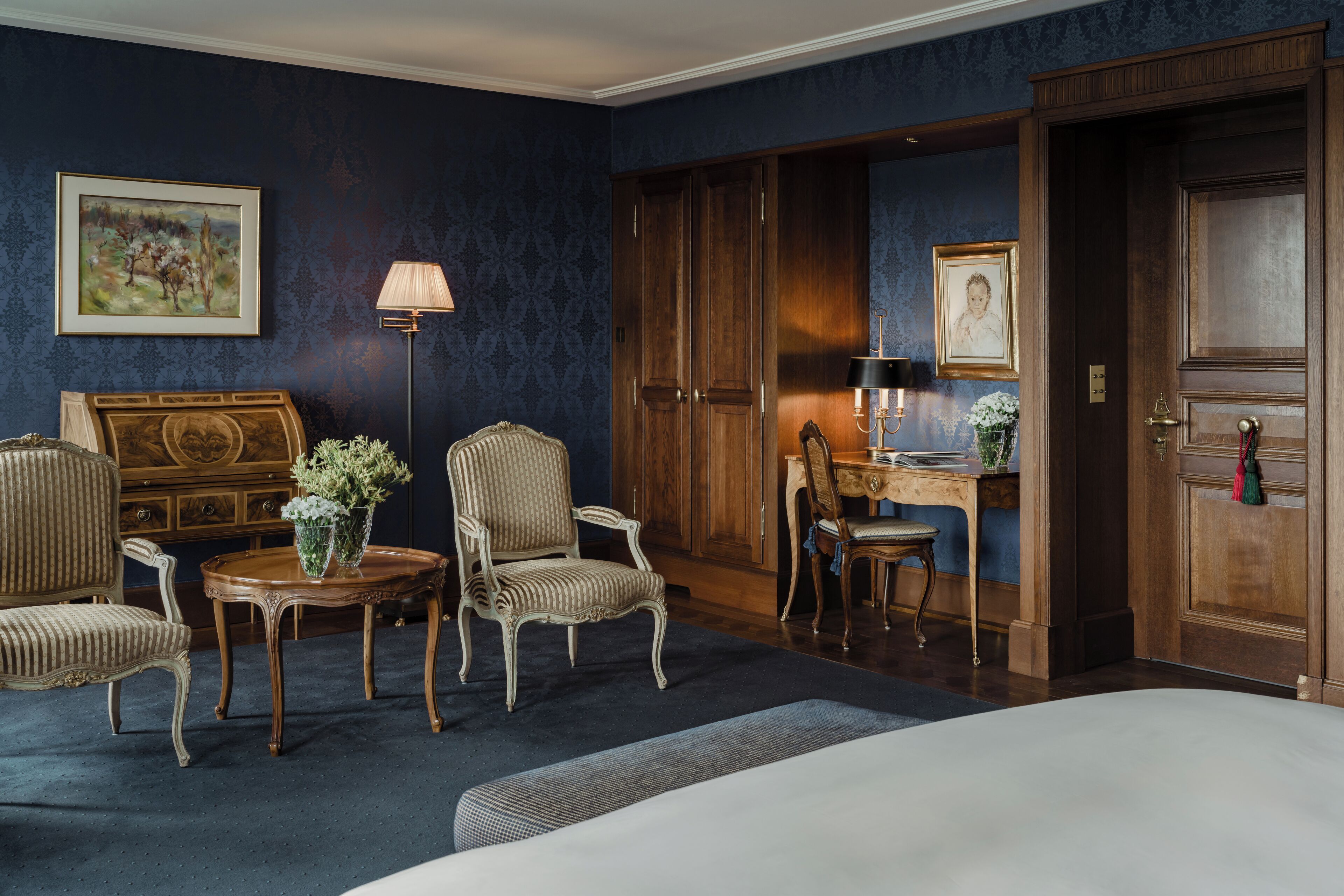 river junior suite | premium bedding, down duvets, in-room safe, individually decorated