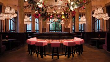 Mittagessen und Abendessen, internationale Küche