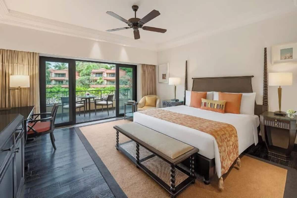 Hochwertige Bettwaren, Daunenbettdecken, Tempur-Pedic-Betten, Minibar