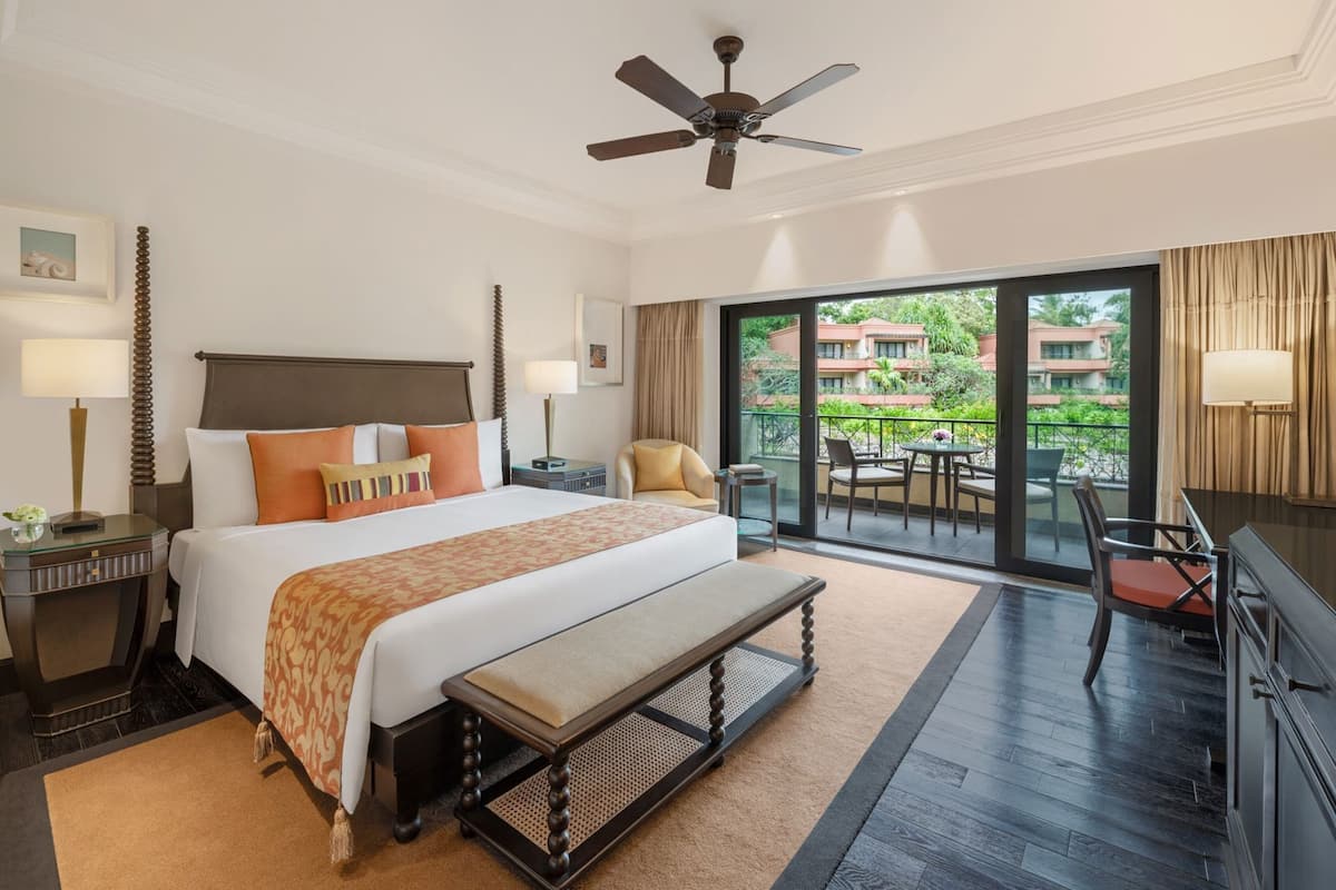 Hochwertige Bettwaren, Daunenbettdecken, Tempur-Pedic-Betten, Minibar