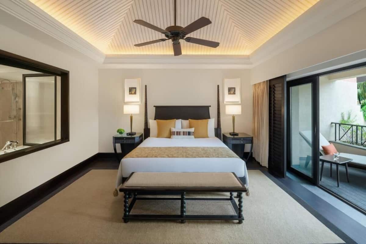 Hochwertige Bettwaren, Daunenbettdecken, Tempur-Pedic-Betten, Minibar