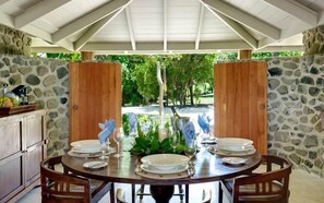 Dining - Petit St. Vincent Resort (Petit St. Vincent)