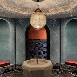 Couples treatment rooms, sauna, hot tub, steam room, hot springs