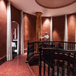 Couples treatment rooms, sauna, hot tub, steam room, hot springs